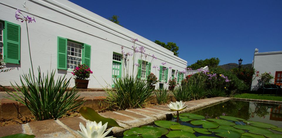 Set in a curl of the #SundaysRiver, the #Karootown is a vibrant centre for tourism, game farming and traditional agriculture