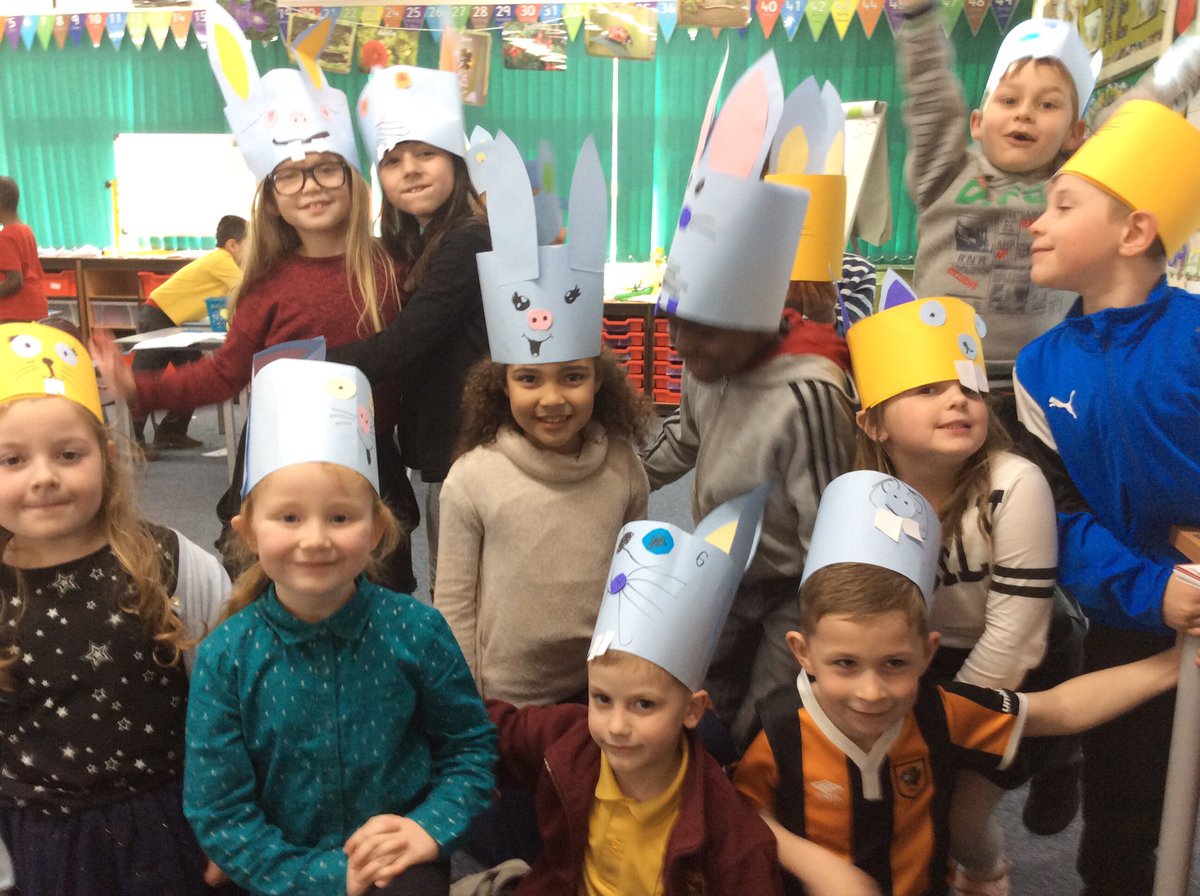 stcharleshullY2's tweet photo. It's hopping mad in class two @stcharleshullY2 https://t.co/FDKZSzwBHY