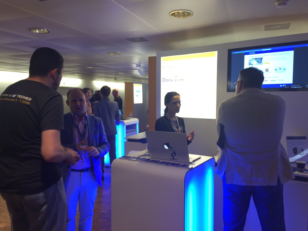 VILELASofia's tweet photo. @DocuSignDACH at the #SAPForumBasel - meet at the DocuSign booth and check out how #electronicSignatur works https://t.co/87beU25Bt5