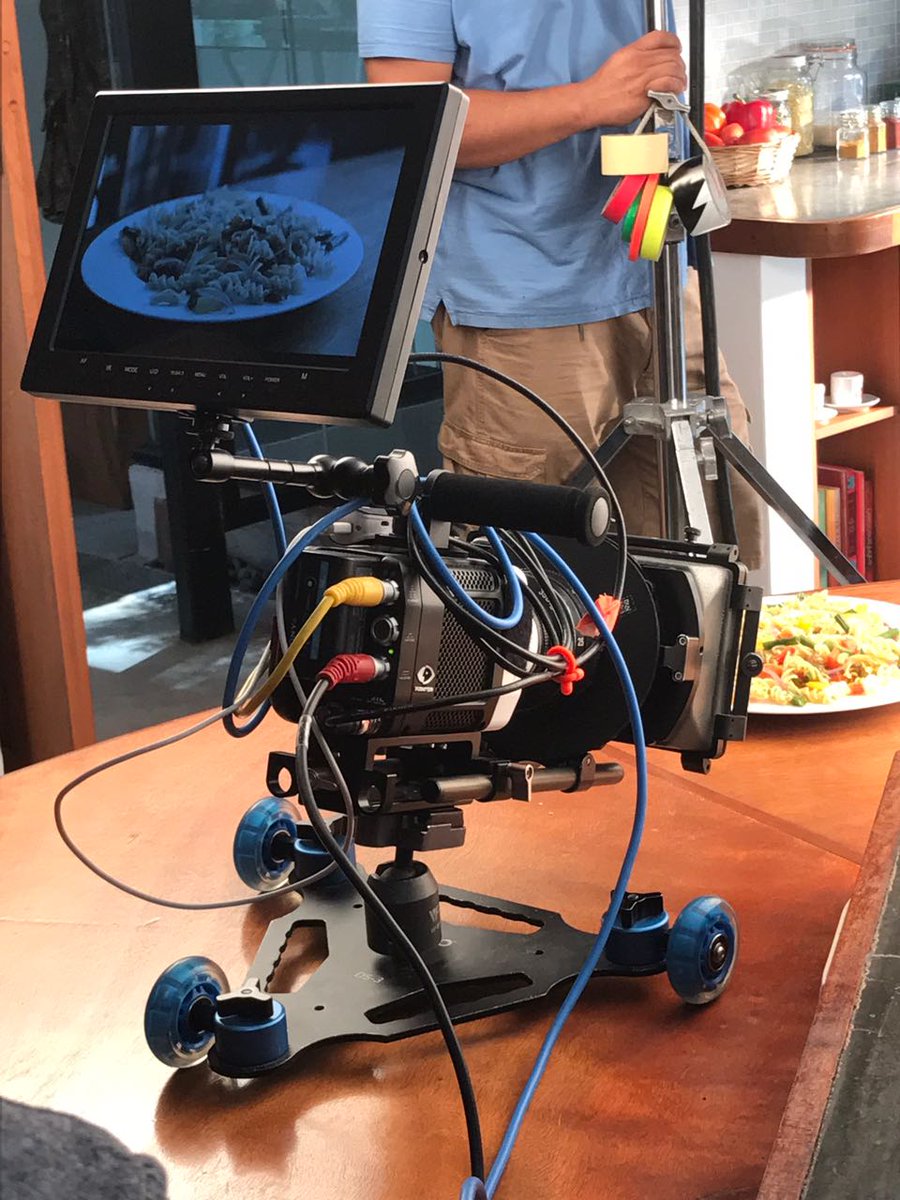 SlowMoFilmsR's tweet photo. Shooting food commercials in Guatemala @phantomhispeed Miro R321S https://t.co/dIeHHxp5RA