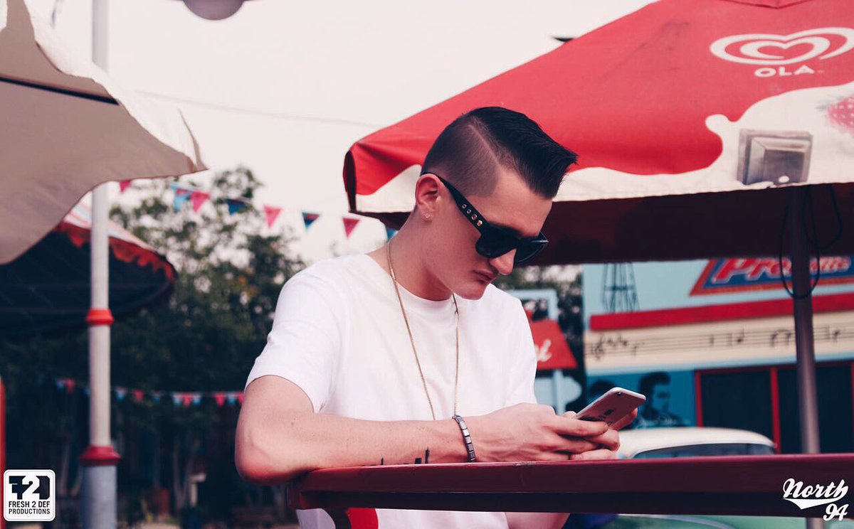 DJDdoubleD's tweet photo. "I got these dollies on my iPhone talking bout they want All White Tickets... YEAH βΌοΈ" #YEAH #GotTheRightKey #NorthSideDJ https://t.co/zoKyOotUx9