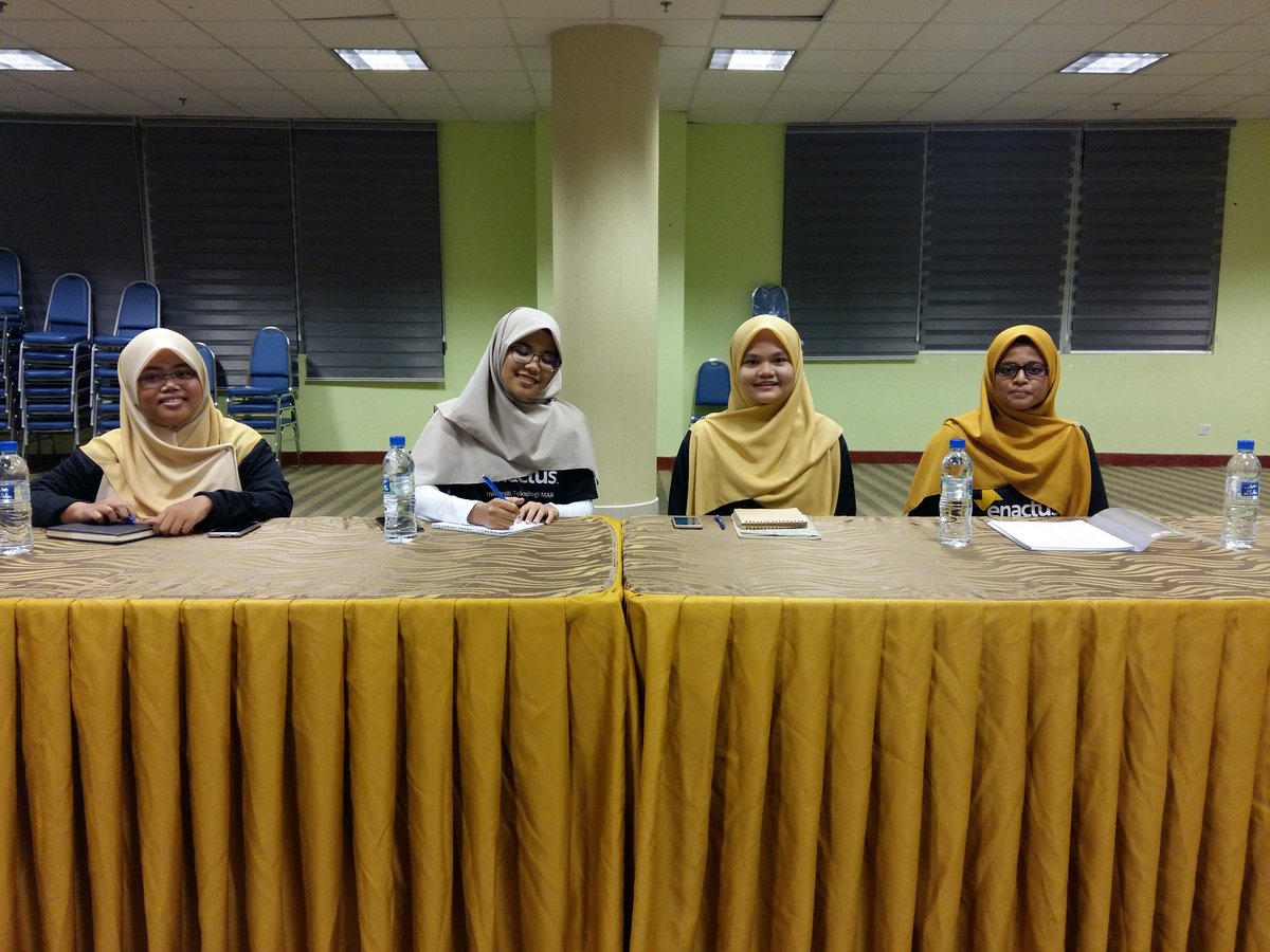 enactuspalam's tweet photo. [Recognizing Talent]
Meet our interviewers. 👭👭
#EnactusPalam #UitmPalam #WeAllWin https://t.co/XgvWLo0mUH