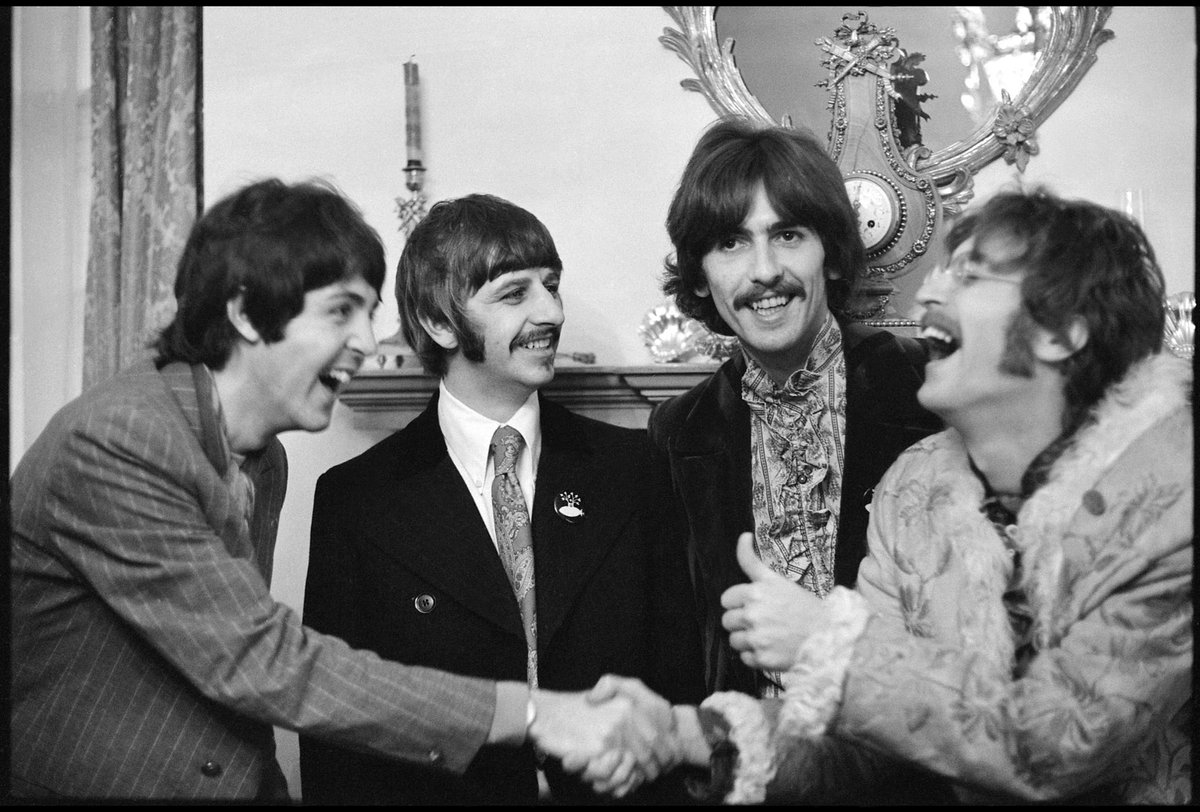 PaulMcCartney's tweet photo. Sgt. Pepper's back! https://t.co/OL3YGzpWpO #SgtPepper https://t.co/1IMdhPVAQe