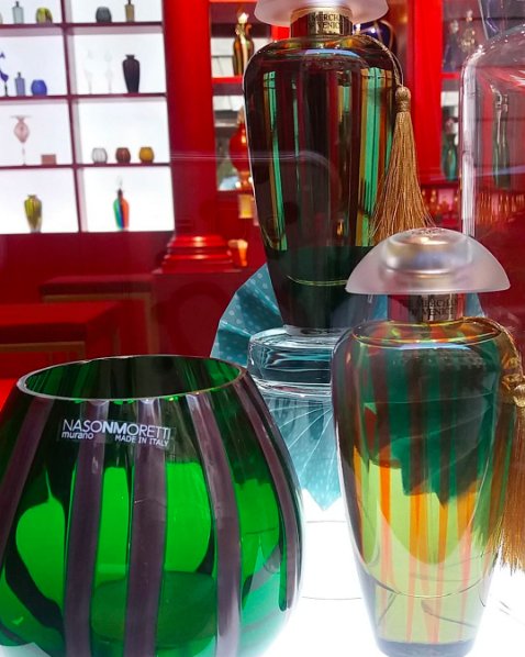 NasonMoretti's tweet photo. #NasonMoretti + #TheMerchantofVenice #perfumehouse at #MilanDesignWeek #fuorisalone #fuorisalone2017 #MilanoDesignWeek #MilanoBOOM #Milano https://t.co/biAA4rpoqh