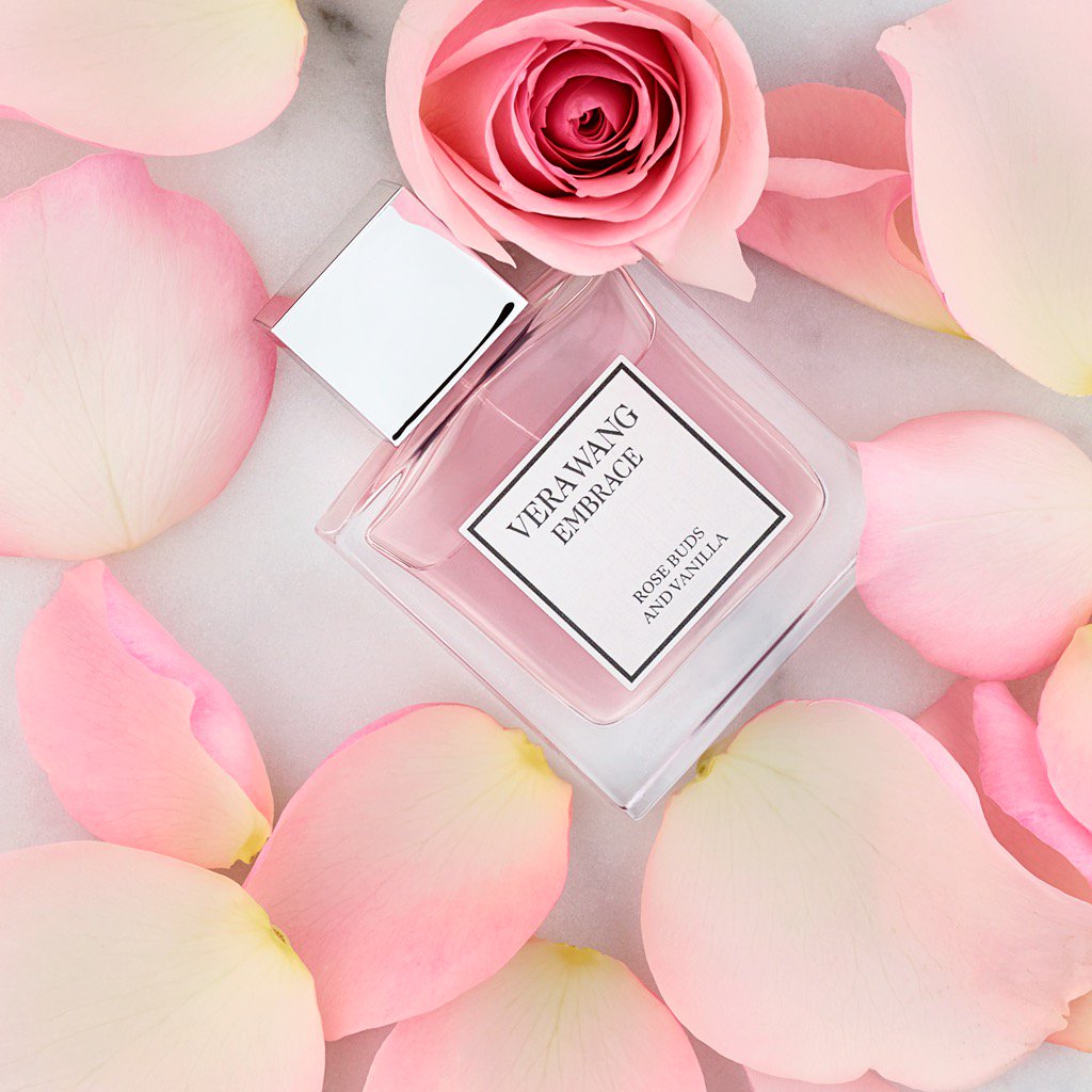 _trulyblessedx3's tweet photo. Love this beautiful scent, adding it to my collection thanks to @Influenster. I #gotitfree! #VeraWangEmbrace https://t.co/uQEIFT4LtW