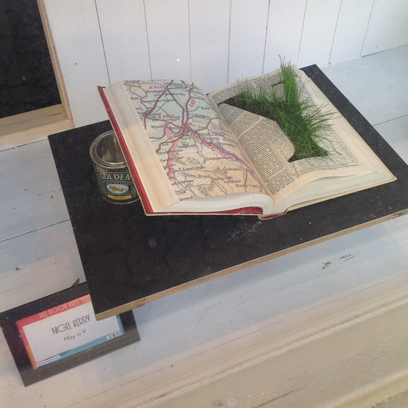 Lovely weather, lighter evenings... time to relax and follow the #haybookartstrail #hayonwye #lovewherewelive
