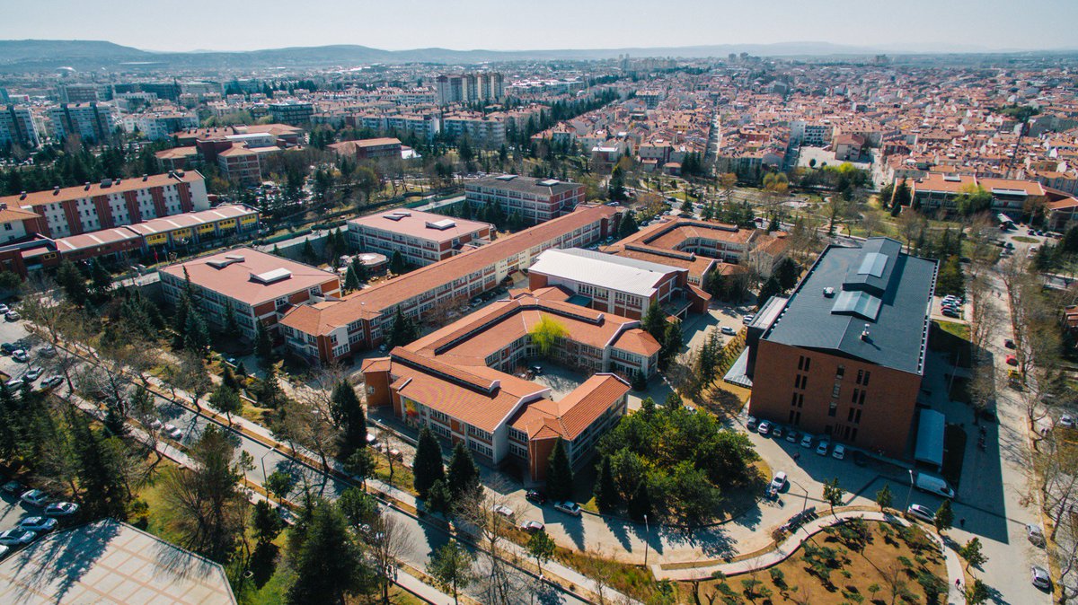 #AnadoluÜniversitesi
instagram.com/p/BSgSYx-gCrU/
Fotoğraf: Canberk Çevik &amp; Enes Çınar