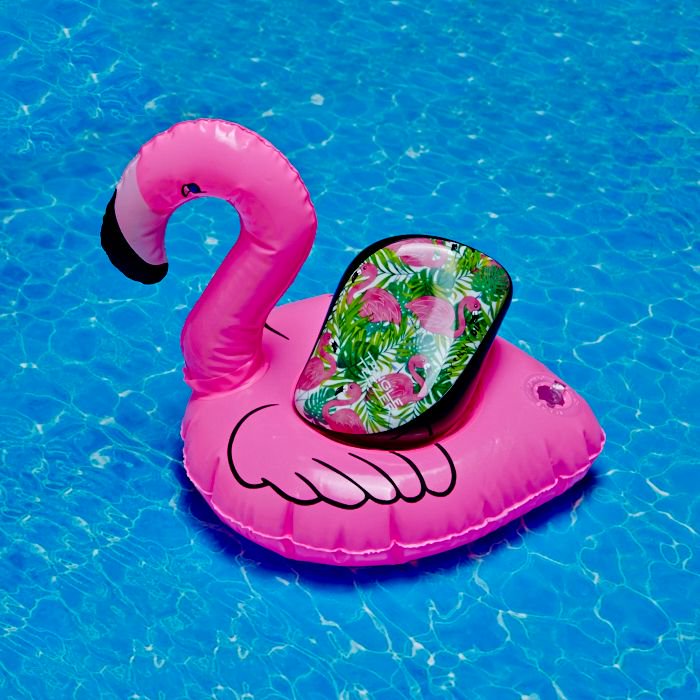 tangleteezer's tweet photo. Even our #skinnydipxtangleteezer Compact Styler hairbrush wants a holiday! Shop the collection ready for summer https://t.co/IUNORtWbDA 🌴🍹 https://t.co/XHI85trhwL