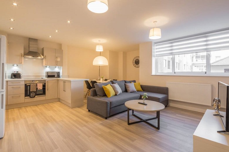 AleksandraPAS's tweet photo. We have serviced apartments in Stevenage - only 20mins by fast train from London. Perfect for short or long stays.
https://t.co/VCRi7IpvS2 https://t.co/aD73uv0rFB