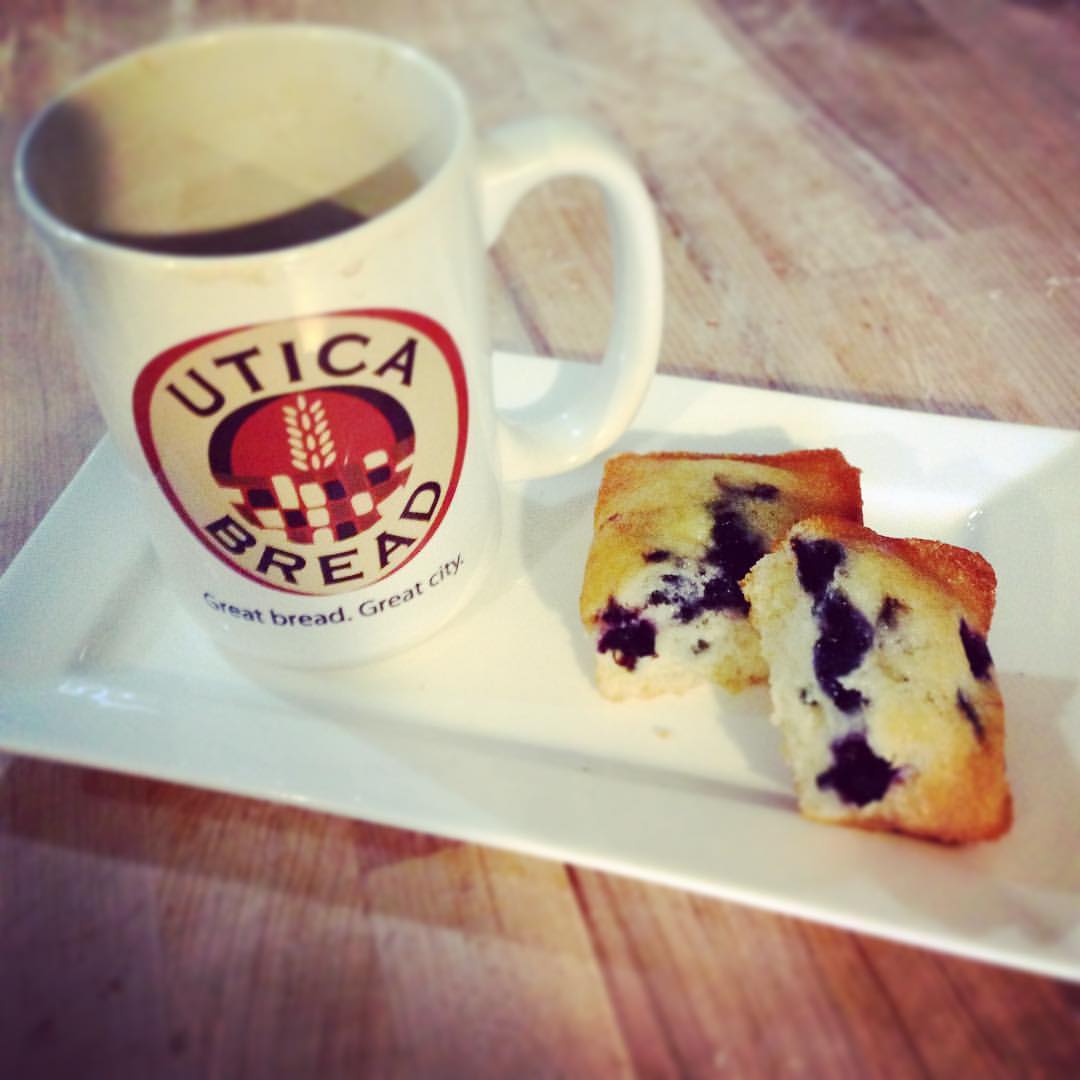 uticabread's tweet photo. Tasty Tea Breads on today's menu: Blueberry, Cranberry, or Apple Raisin. What's your flavor? #uticabread #uticabreadpastry @dhdanis https://t.co/N8EkZ6sFwf