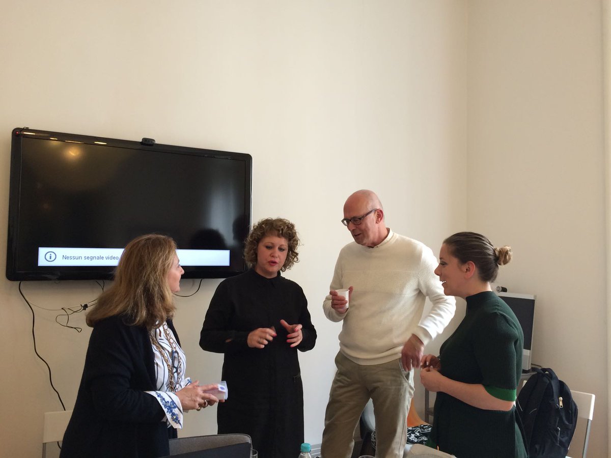 'Let's face the future’! We waren met No School bij het Nederlandse Consultaat tijdens de Milan Design Week!