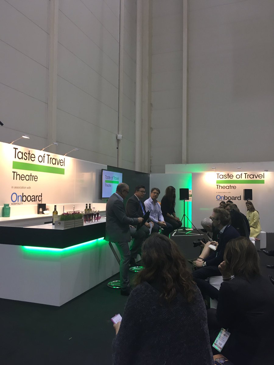 Lance introduces his panel including Chika Russell of @ChikasFoods, Michael Palij of Wine Traders and Robin Padgett of dnata catering