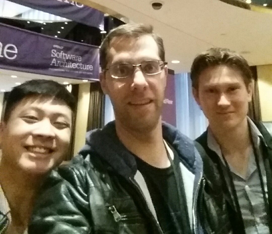 NovusCode's tweet image. Conference selfie at @OReillySACon - Team @NovusCode / @novuspartners
