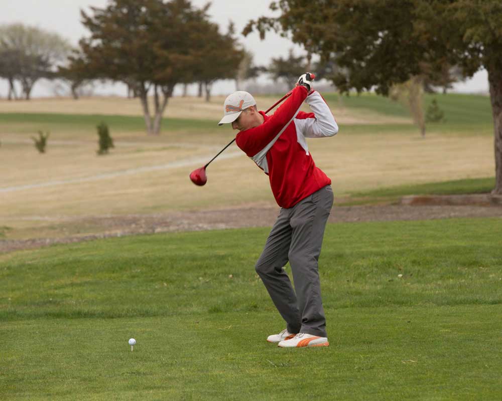 ndcardinal's tweet photo. Cardinal Men &amp; Women Golfers will be in Forman tomorrow.  #hitlong #hitstraight https://t.co/vK39SLac2Q