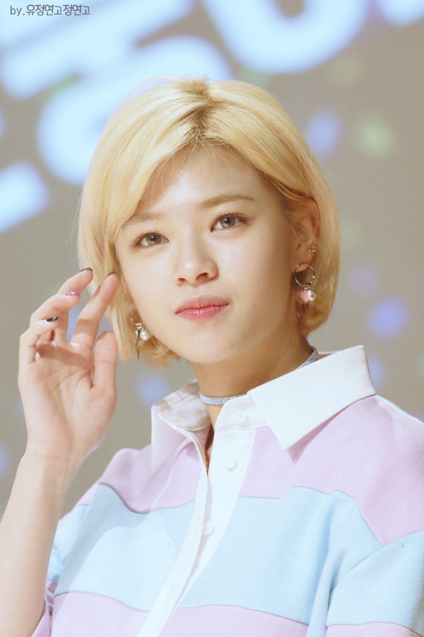 C8q0omTUIAAXSqr.jpg:orig