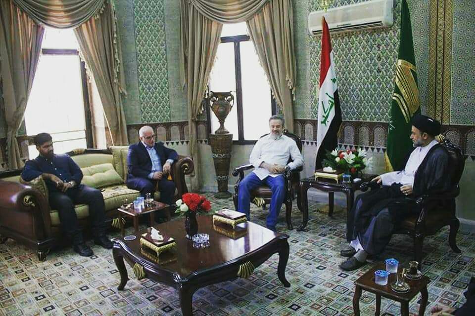 .
استقبل معالي رئيس ديوان الوقف الشيعي
السيد علاء الموسوي الحاج #باسم_الكربلائي
في #بغداد يوم الاربعاء 2017/ 4/5
-
#مرتضى_رحيم_العياشي