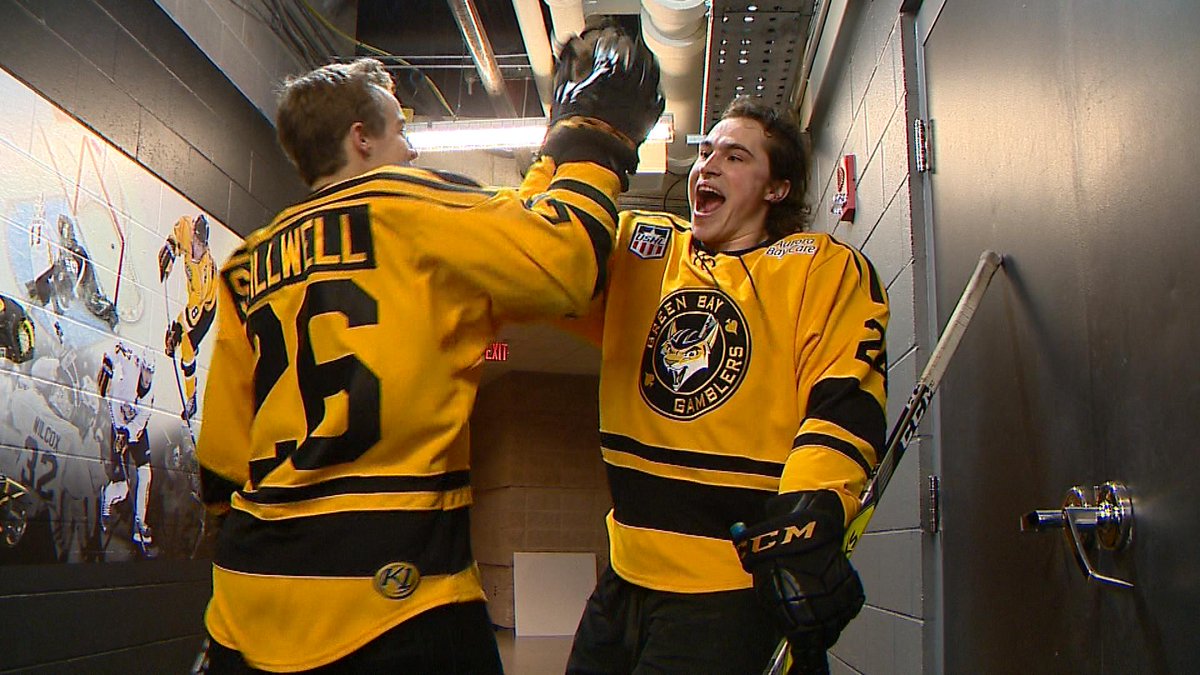 <a href="/GamblersHockey/">Green Bay Gamblers</a> forward <a href="/brody_stevens7/">Brody Stevens</a> is the team's hype master, we've got his story at 5! @fox11sports <a href="/USHL/">USHL</a>