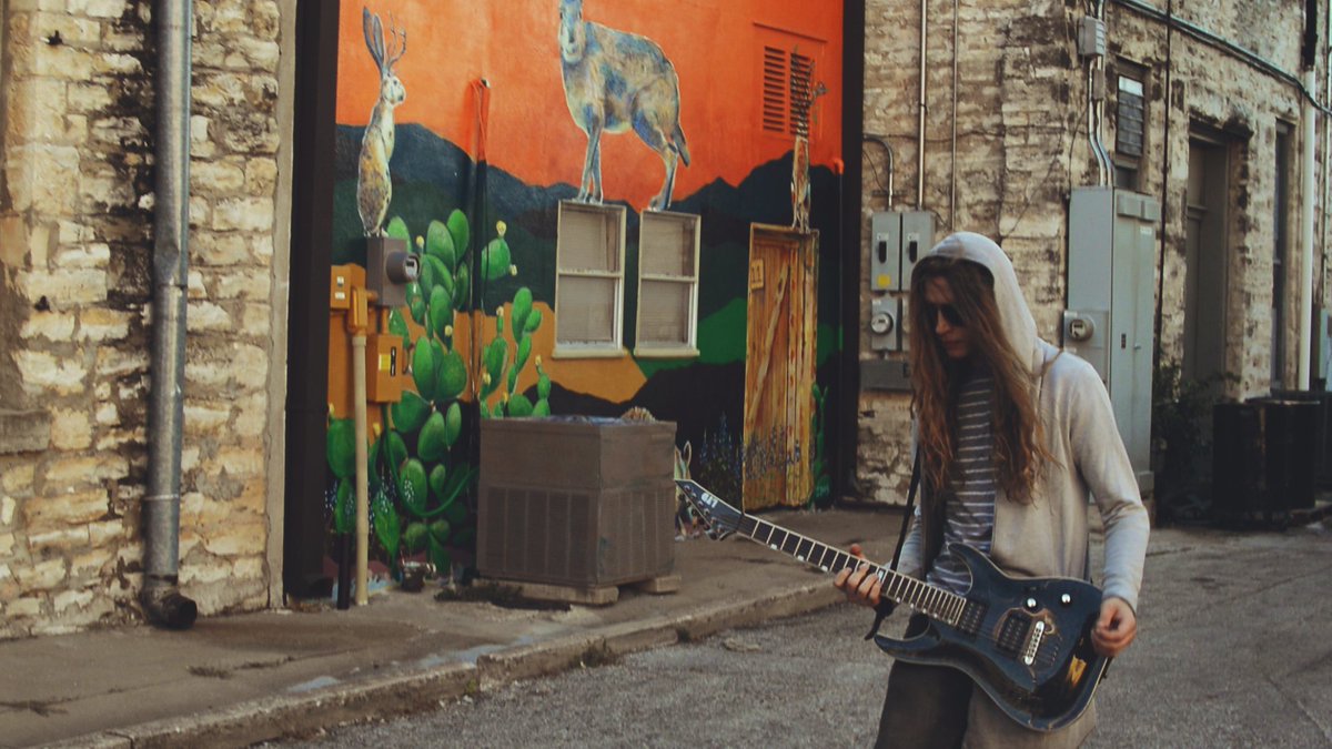 burning_trail's tweet photo. WATCH: https://t.co/3zOwNhBDOZ

#burningtrail #newvideo #alleyway #hoodie #notafraid #rock #indieblast https://t.co/I4CkkBwafH