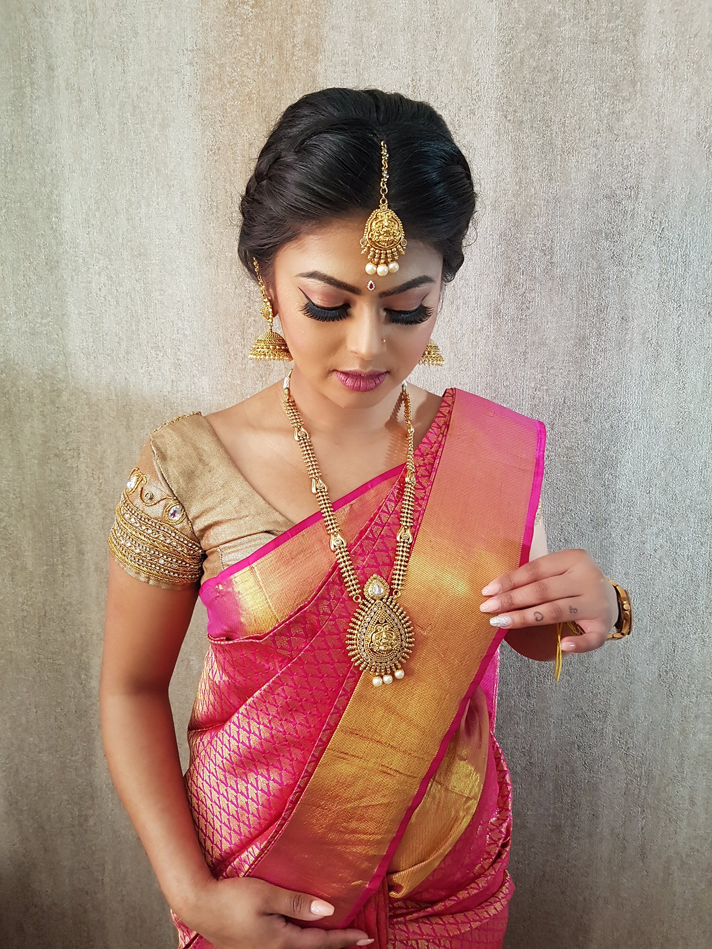 Makeup Pattu Saree Jewelry Wedding Photoshoot ideas  Brides