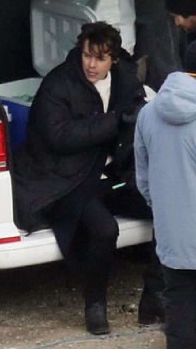 shetemptress's tweet photo. He looks cold https://t.co/GUJtqRCIRD
