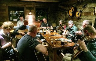 Sure, you can use the likes of Twitter or LinkedIn to network, but we reckon our way's better. ;)

glencoescotland.blogspot.co.uk/2017/04/recipe…