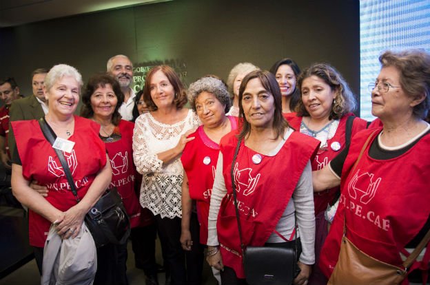 HabitatyDE's tweet photo. >> La Secretaría brindará capacitaciones laborales y pondrá a disposición programas de terminalidad educativa. #SinPeCaF #AcuerdoCórdoba https://t.co/fwnwA4ppRq