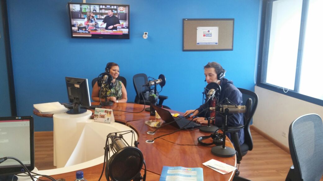 PenitenciarioPA's tweet photo. Los familiares de las mujeres privadas de libertad quedaran sorprendidos con la presentación de Detrás del muro. Sharon Díaz en @radiopanama https://t.co/A2MsrZsZuY