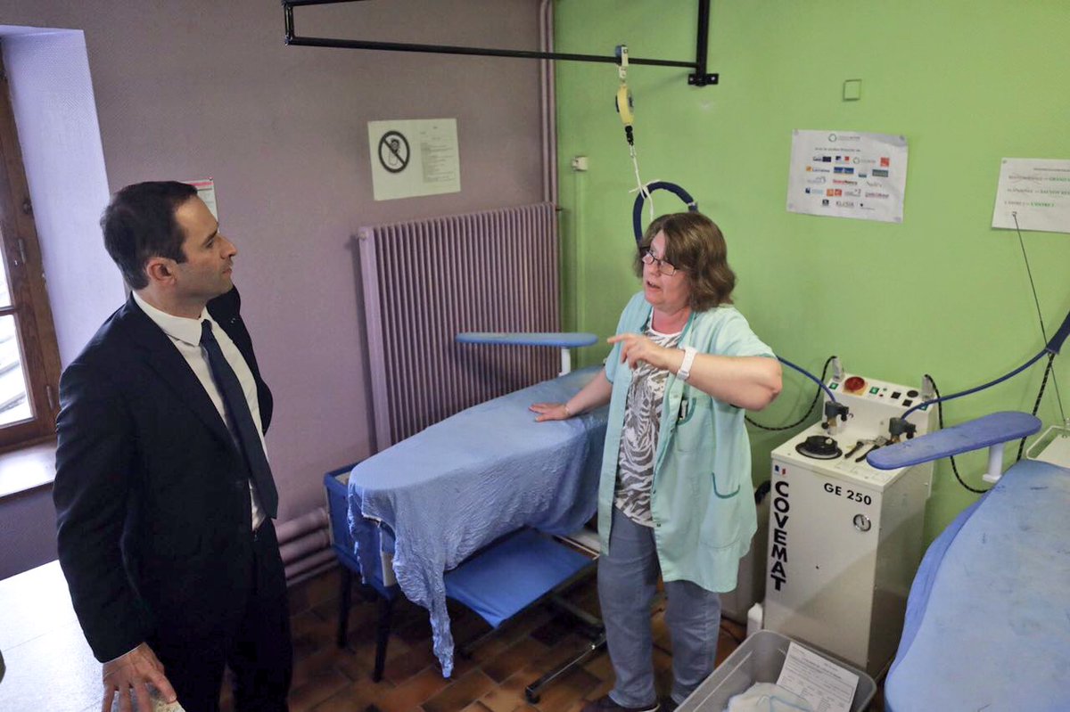 benoithamon's tweet photo. L'association Arélia réentraîne au travail ceux qui sont éloignés de l'emploi à travers des chantiers et entreprises d'insertion #BHNancy https://t.co/RxrrjfET3H