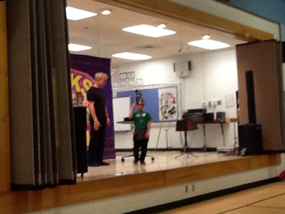 Hybla2nd's tweet photo. 2nd graders participating in the joe romano show! https://t.co/U9hv5C9X5q