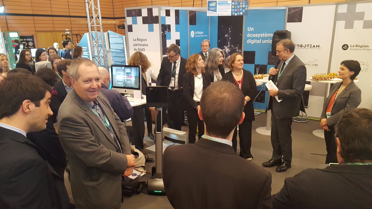 blanc_etienne's tweet image. Une très belle rencontre des 4 moteurs sur le numérique et la #techregion ! Merci à l ensemble des partenaires et des entreprises #SIdO17