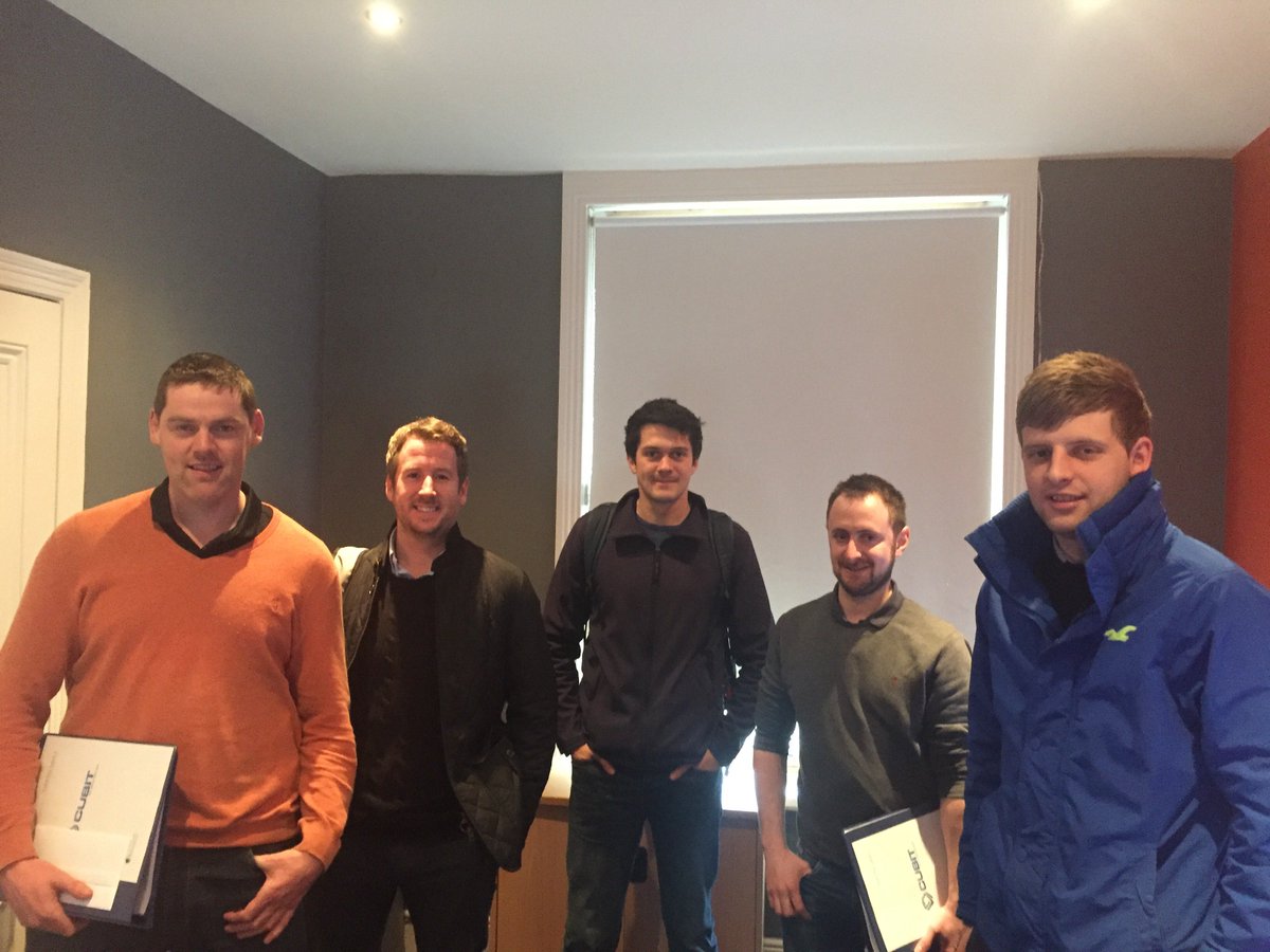 BuildsoftUK's tweet photo. Buildsoft Cubit training day with the guys from @johnpaulconst #construction #training https://t.co/SgnRoh4k6Z