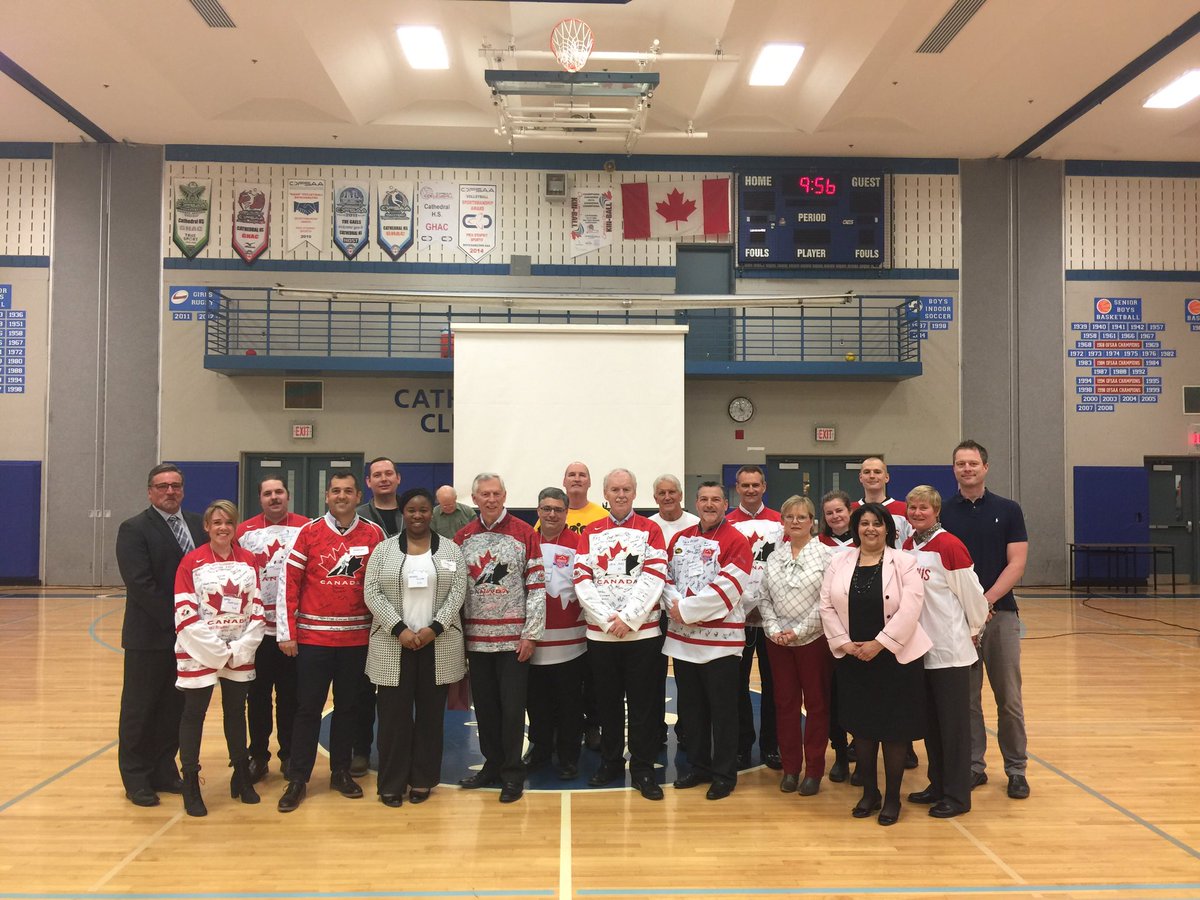 mysafework's tweet image. Spent the morning speaking with our youth @CHSTVNEWS @HWCDSB Thank you to our leaders! #mysafework #cathedralHS @CathedralGaels