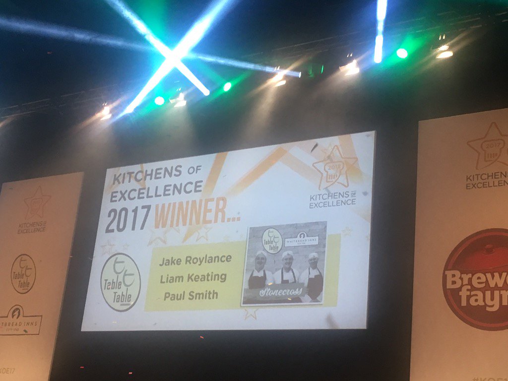 Laura Macklin tweet media