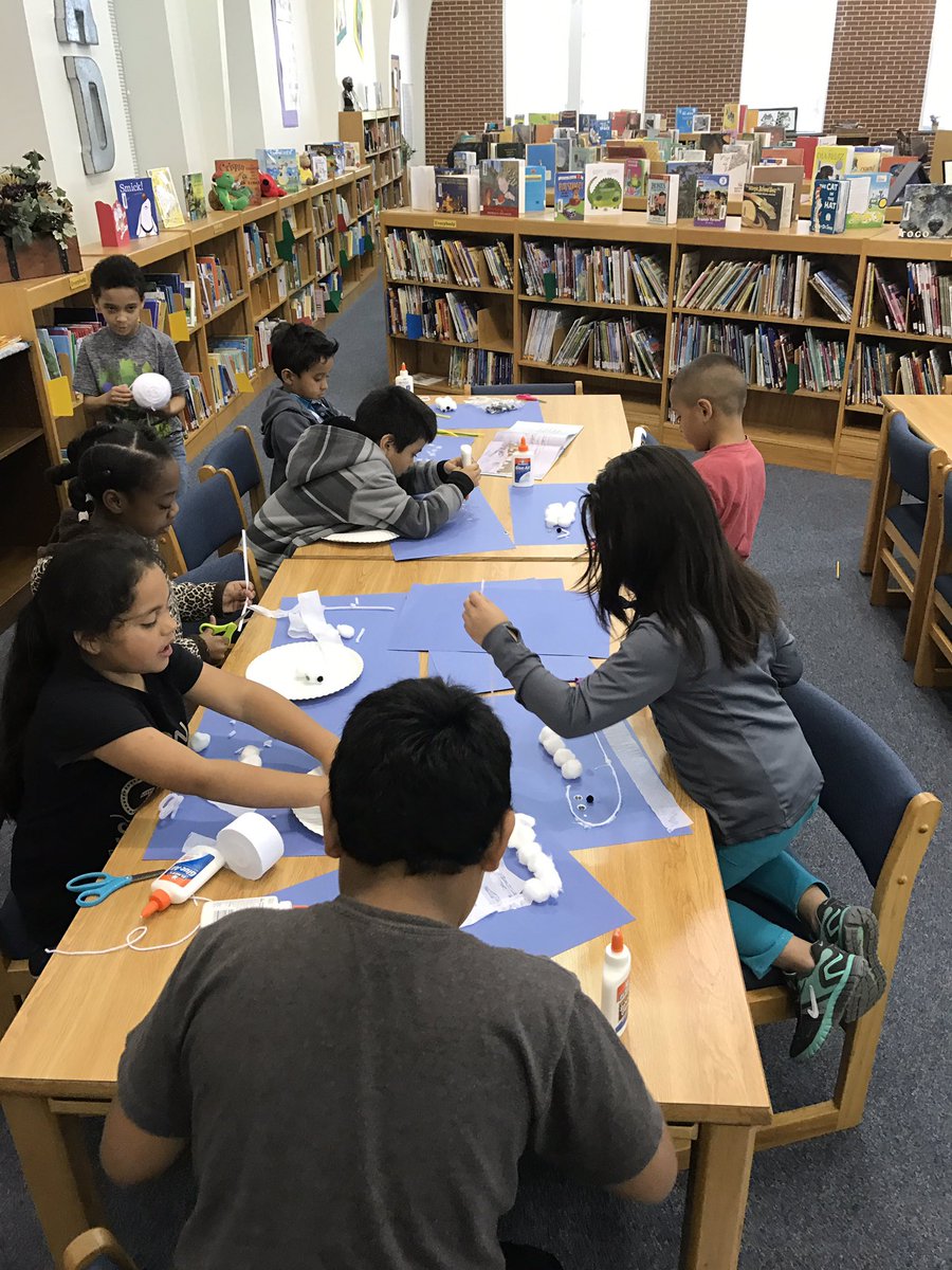 FinchFalcons1's tweet photo. Creative minds at work! #finchfalconsrock https://t.co/YsL6sUJL0c