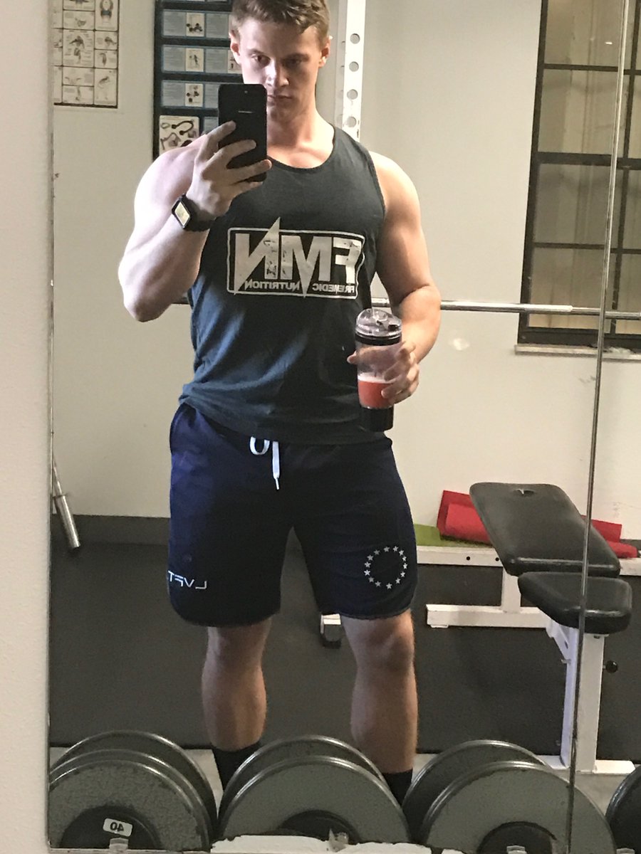 FMN Strong tweet media