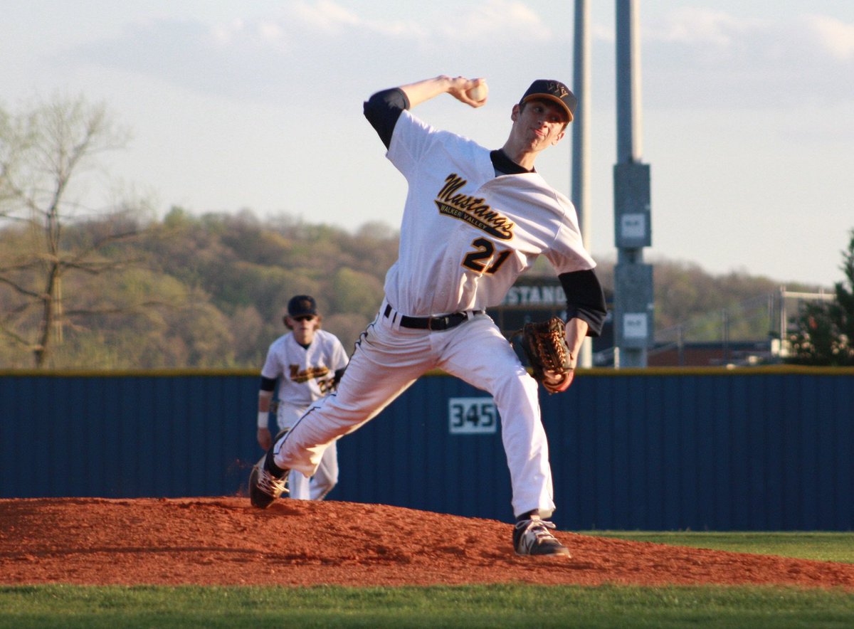 Mustangs win extra innings battle with Trojans thanks to strong pitching and Mason Oran's heads up base running. clevelandbanner.com/stories/mustan…
