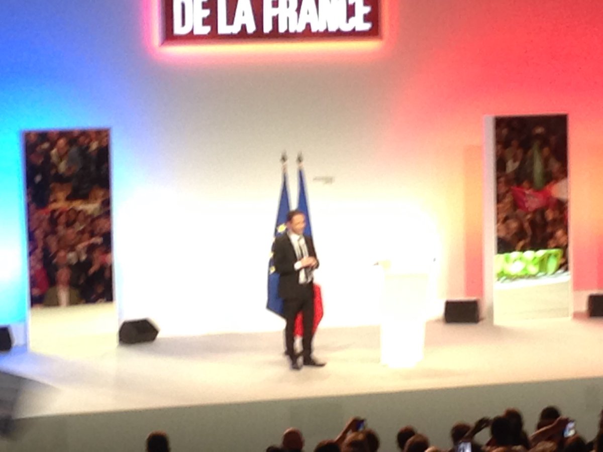 GfAlberell's tweet photo. #Hamon2017 partout le service public recule c'est le Front National qui progresse https://t.co/XrzRAyKdNs