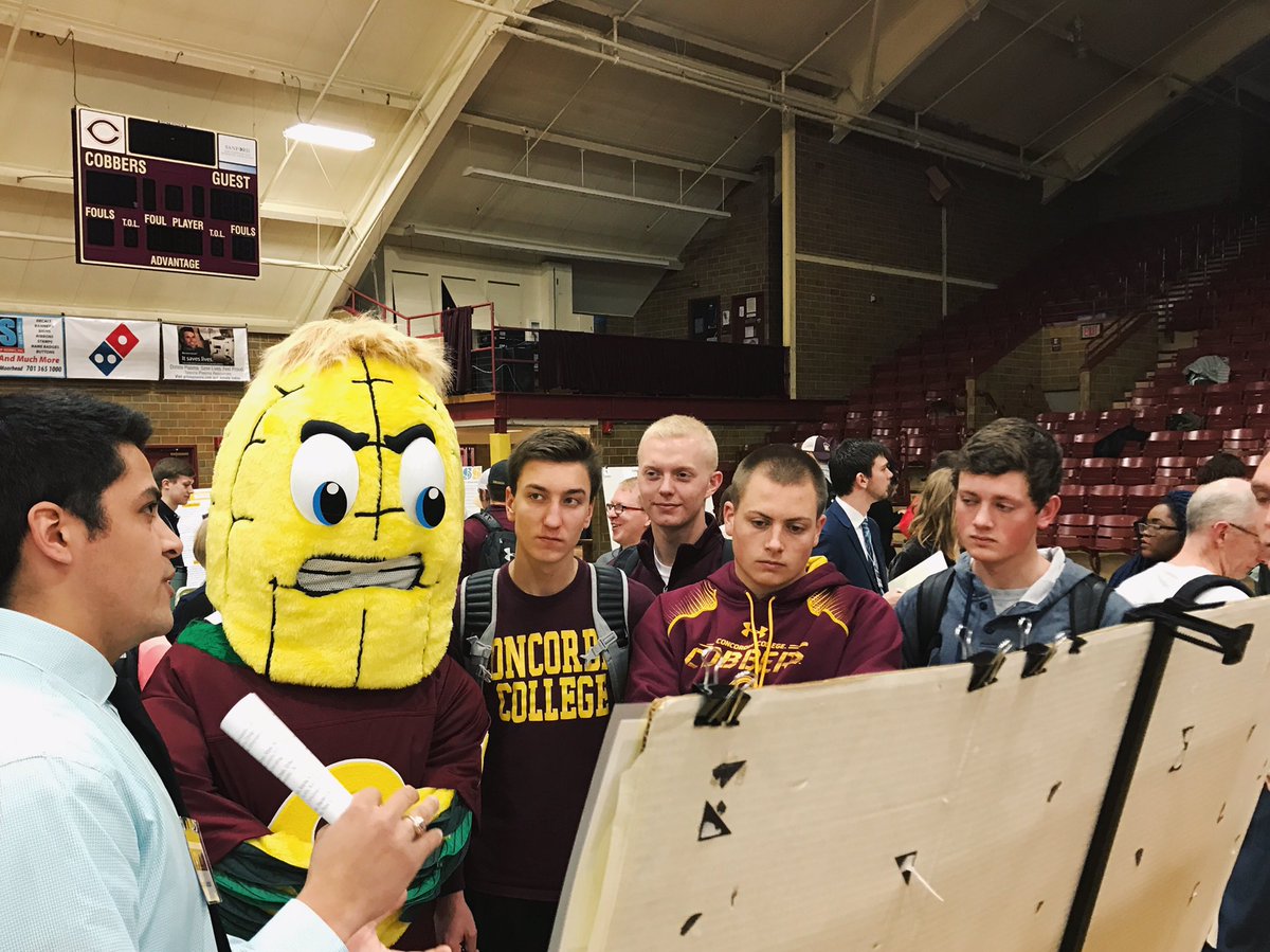 Concordia_MN's tweet photo. @kernelcobb is very focused at @cord_CoSS. #cordmn #COSS17 https://t.co/EUrUOpbaQt