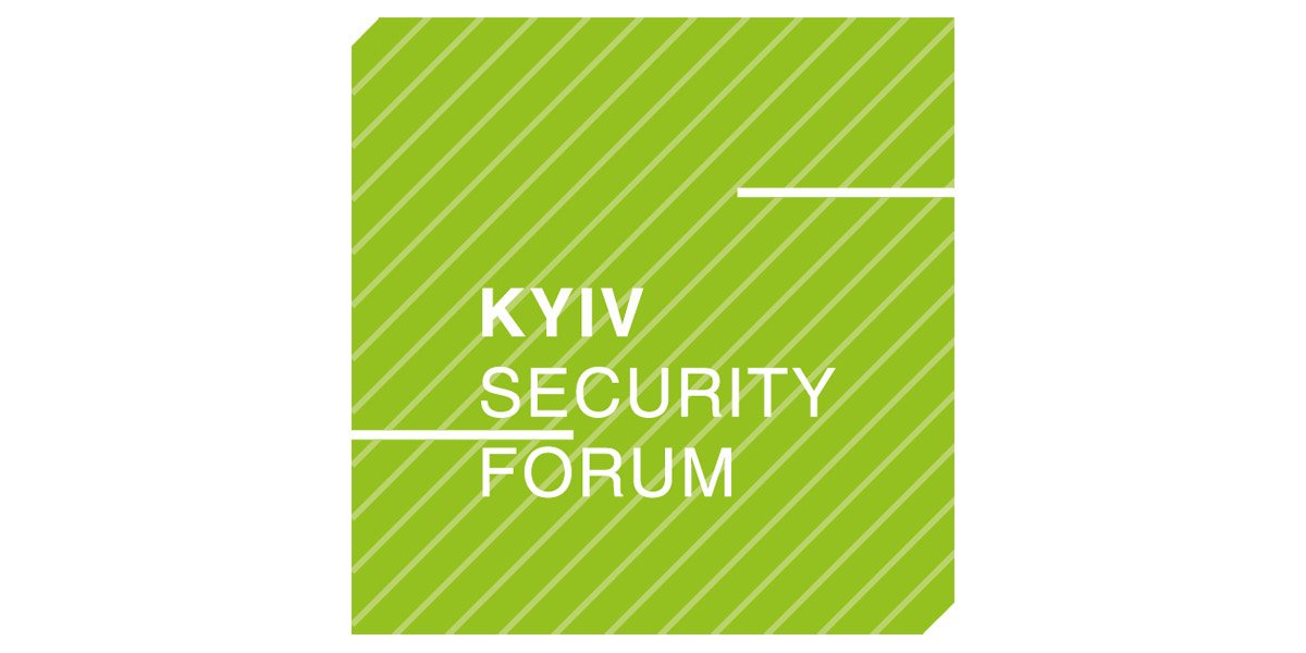 At #CDG waiting for my plane to #Kyiv 
For the 2d time, speaker at #Kyivsecurityforum #KSF2017
Looking forward to meeting with many friends