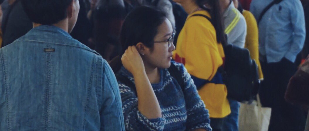 BTLINKS's tweet photo. I saw a special girl in the Guangzhou high-speed rail station. https://t.co/YUApaudq6R