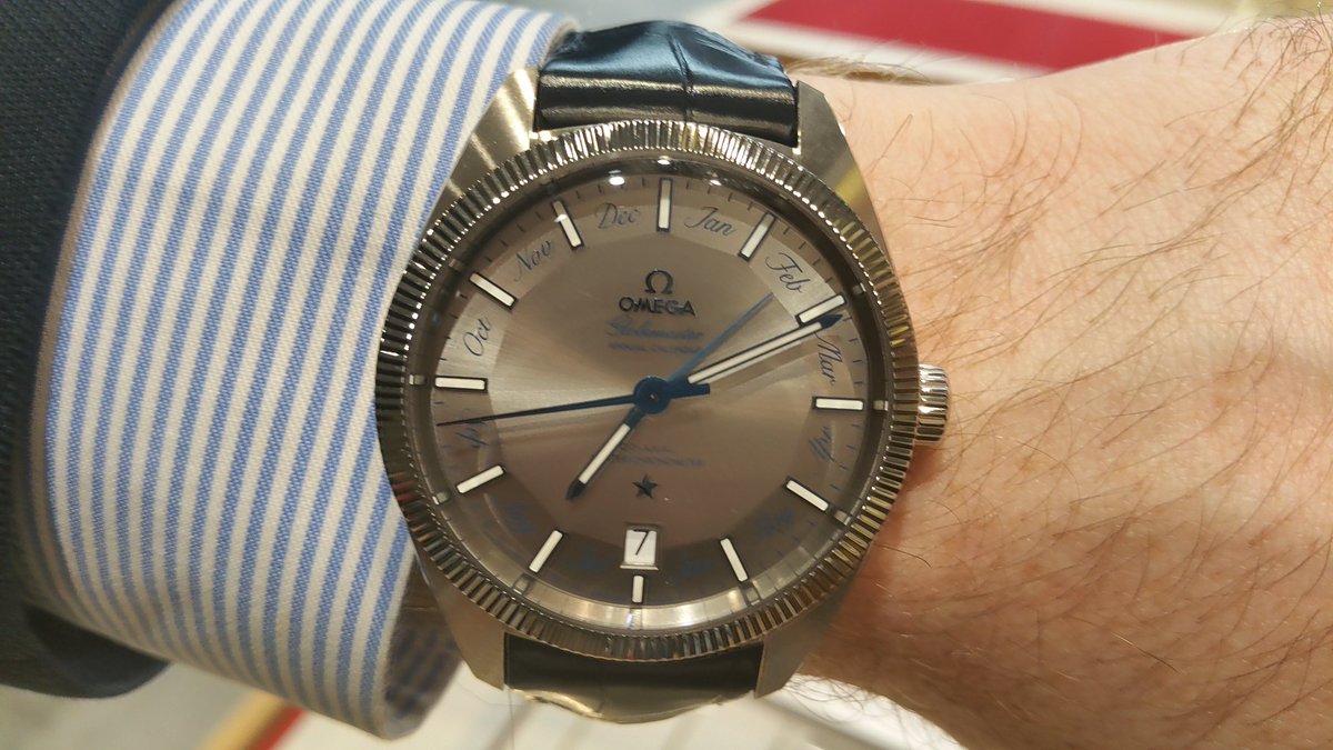 SarahTParkhouse's tweet photo. New in today. GLOBE MASTER ANNUAL CALENDER.  #OMEGA https://t.co/aGeNSQ0qvp