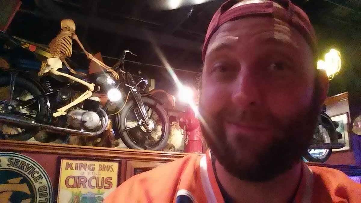 Stew62's tweet photo. @TheVortexATL #Vortex25 https://t.co/SIPI2Aa0bJ
