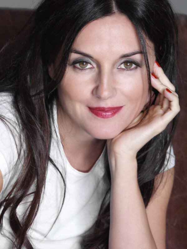    Happy birthday Lisa Zane! 