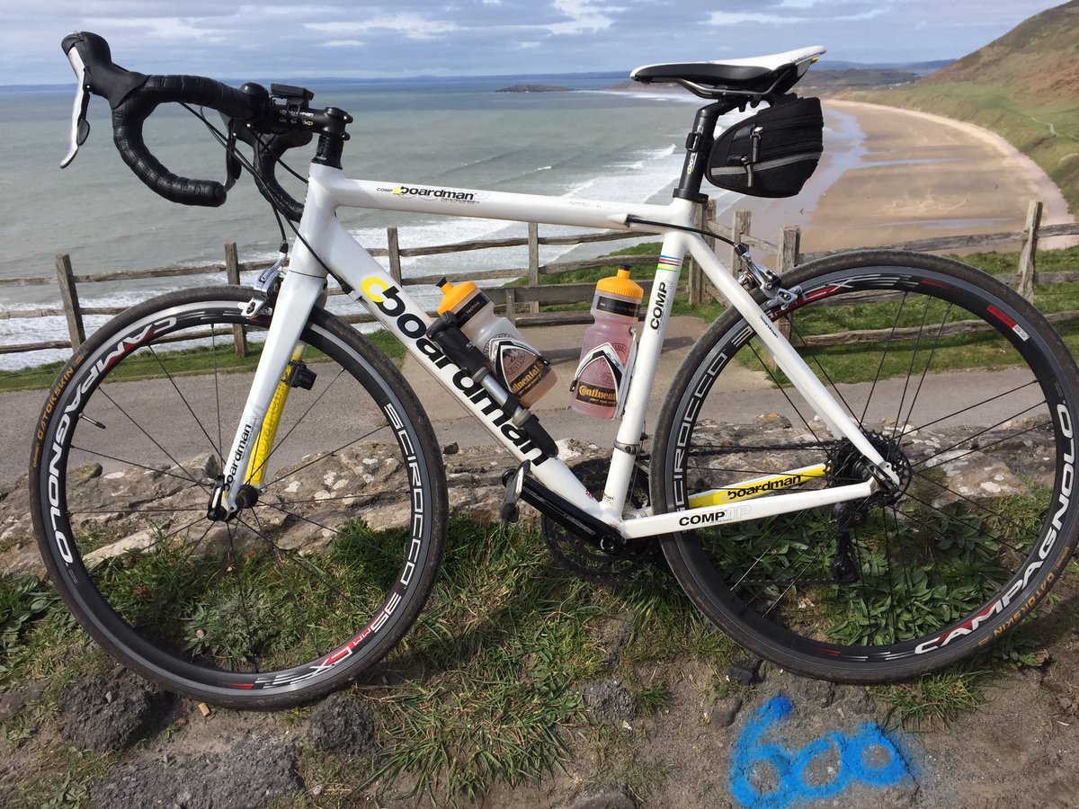 Griffiths63Mark's tweet photo. Nice bike ride to Rhossili. Can't beat it. 👍💪🍺🚴🏿🍷 https://t.co/rNKPtAA00h
