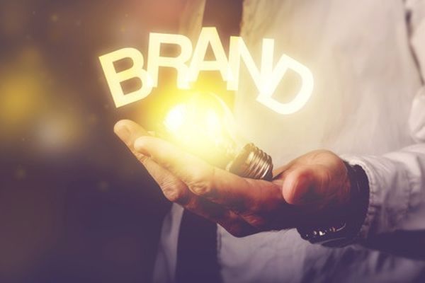 PRDaily's tweet photo. Branding 101: Mistakes communicators should avoid 

Nothing screams “inexperienced” like a homemade-looking logo

https://t.co/XkkrERKSzi https://t.co/FvQTHffnDT