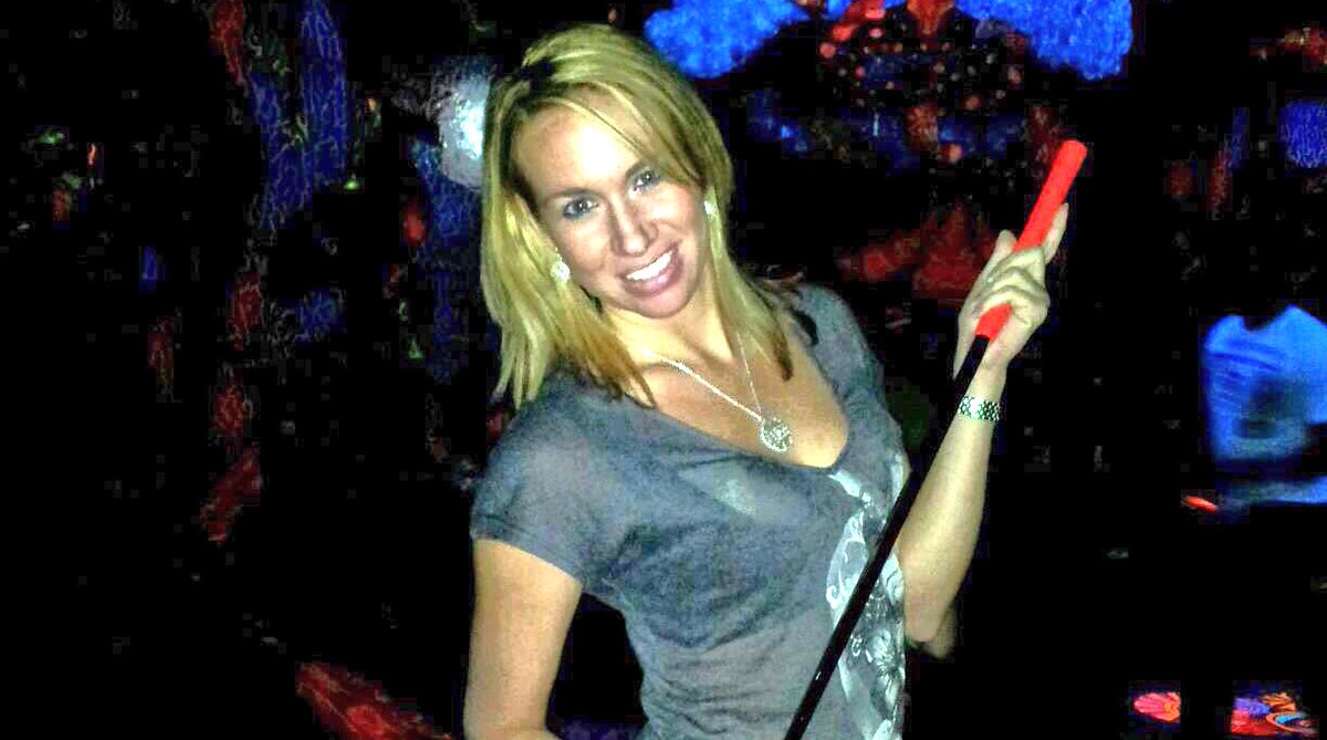 LizAbitante's tweet photo. #WhatILearnedToday People don't remember that I was a blonde! #ShouldIGoBack #BlondesHaveMoreFun #IWasAlsoTan https://t.co/jWIvpDQzDD