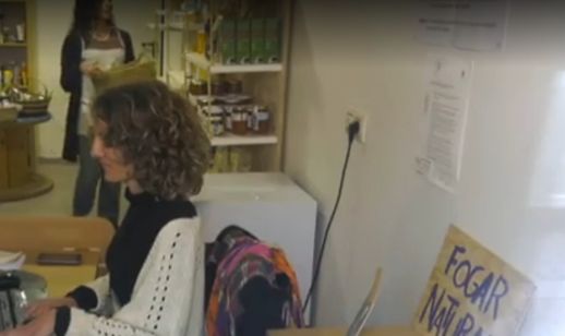 .<a href="/CousasdaTerra/">Cousas da Terra</a> <a href="/encomuncoop/">Encomún Proxectos</a> <a href="/feitoriaverde/">Feitoría Verde</a> e@UnionEspazocoop protagonistas da <a href="/TVGalicia/">TVG</a>
ow.ly/ZvaO30aABH6