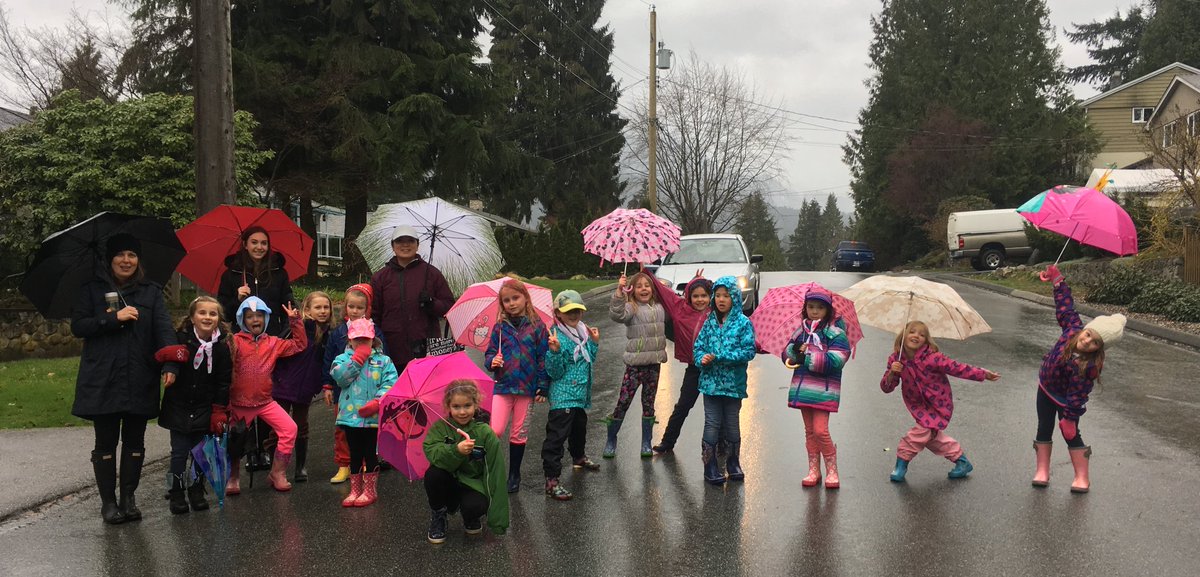 LVDistrict's tweet photo. The girls braved the rain and collected lots of food and items for the Harvest Project 
#girlsdostuff #givingback @BCGirlGuides https://t.co/OM3nqX5Vb6