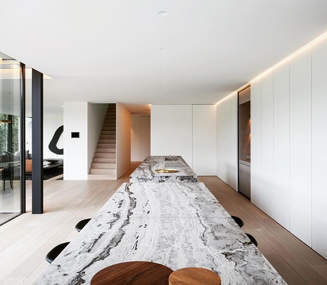 designcommerce's tweet image. Talk about amazing counter tops!