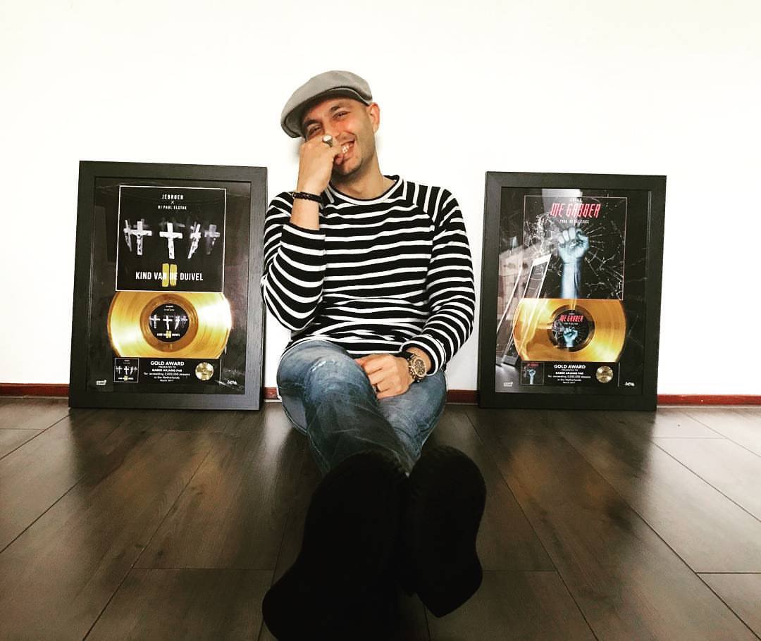 GoudenPlaat's tweet photo. Making pretty things 4 people who celebrate their succes @babekarjangfar #overal #KVDD #MeGabber @SonyMusicNL @Cloud9Music @RoqnrollaMusic https://t.co/D2nRNo0WN0